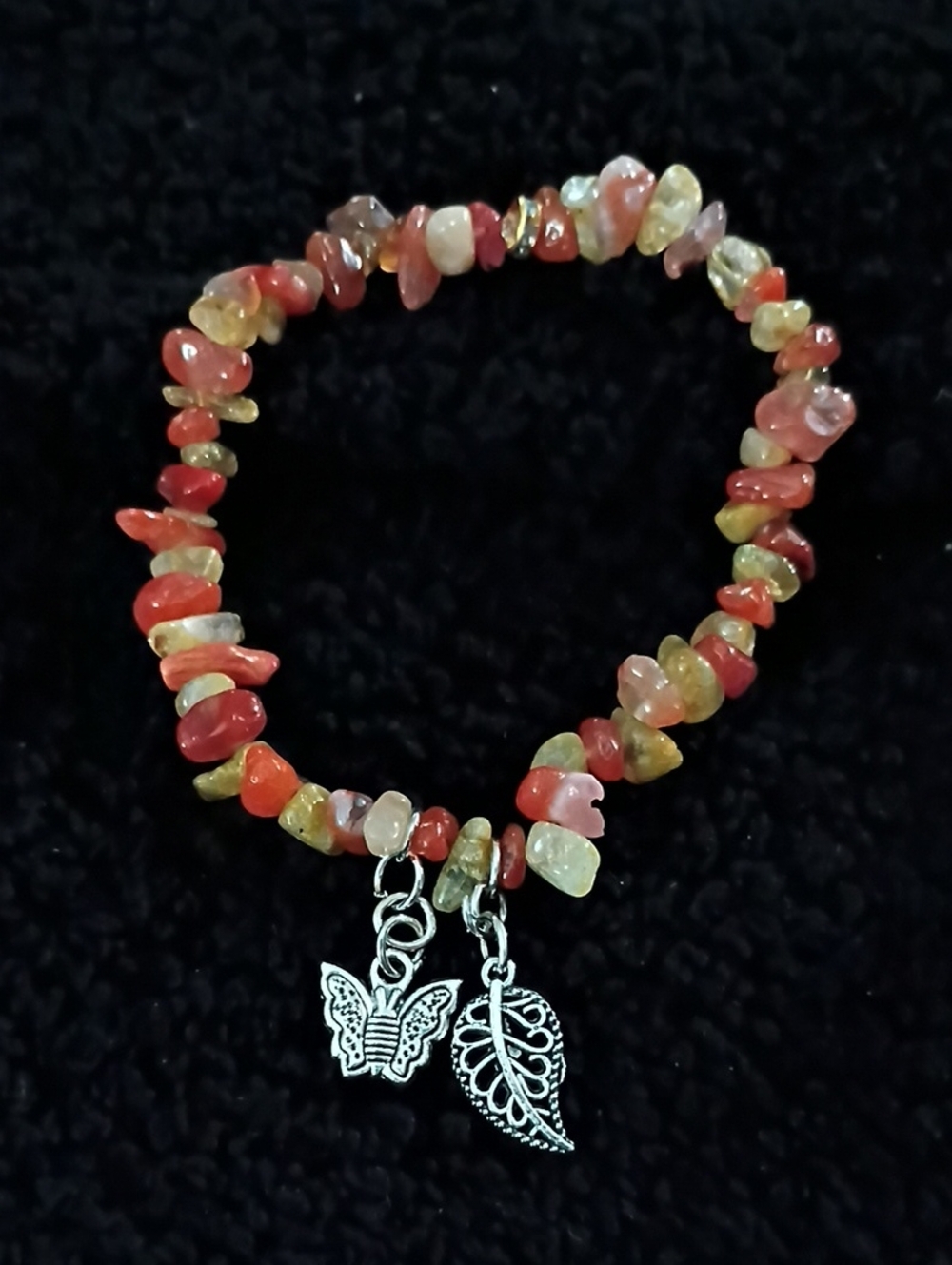Multicolor Red & Cream Beaded Chip Bracelet with Butterfly & Leaf Charms